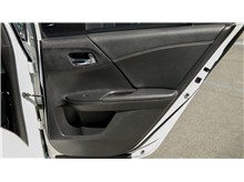 Vehicle Thumb #17