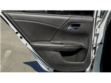 Vehicle Thumb #18