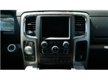 Vehicle Thumb #19