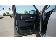 Vehicle Thumb #9