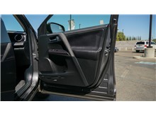 Vehicle Thumb #16
