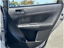 Vehicle Thumb #15