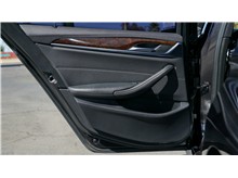 Vehicle Thumb #15