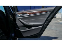 Vehicle Thumb #18