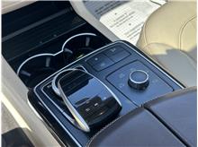 Vehicle Thumb #24
