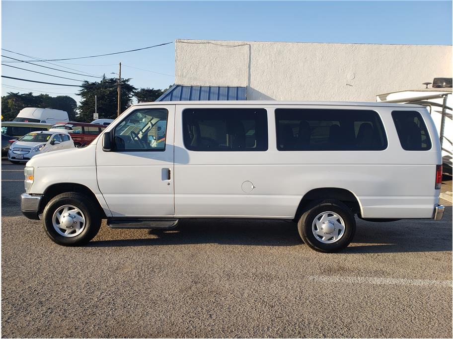 ford e350 super duty passenger