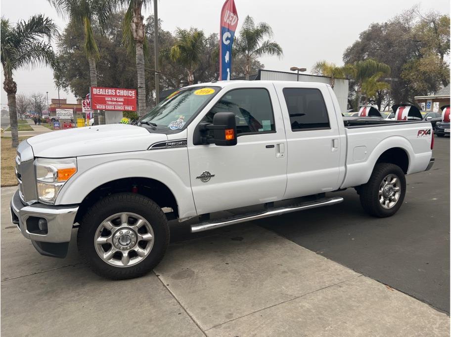2016 Ford F350 Super Duty Crew Cab from Dealers Choice IV