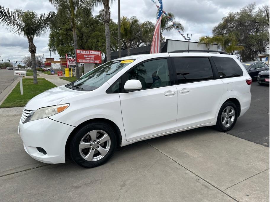 2016 Toyota Sienna from Dealers Choice IV