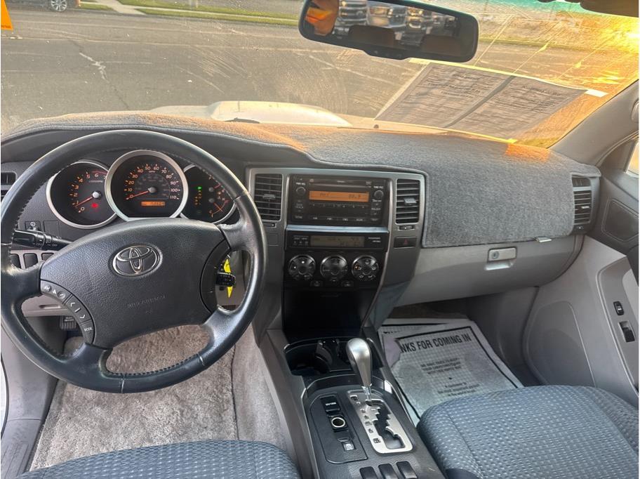 2009 Toyota 4Runner Sport - Photo 11