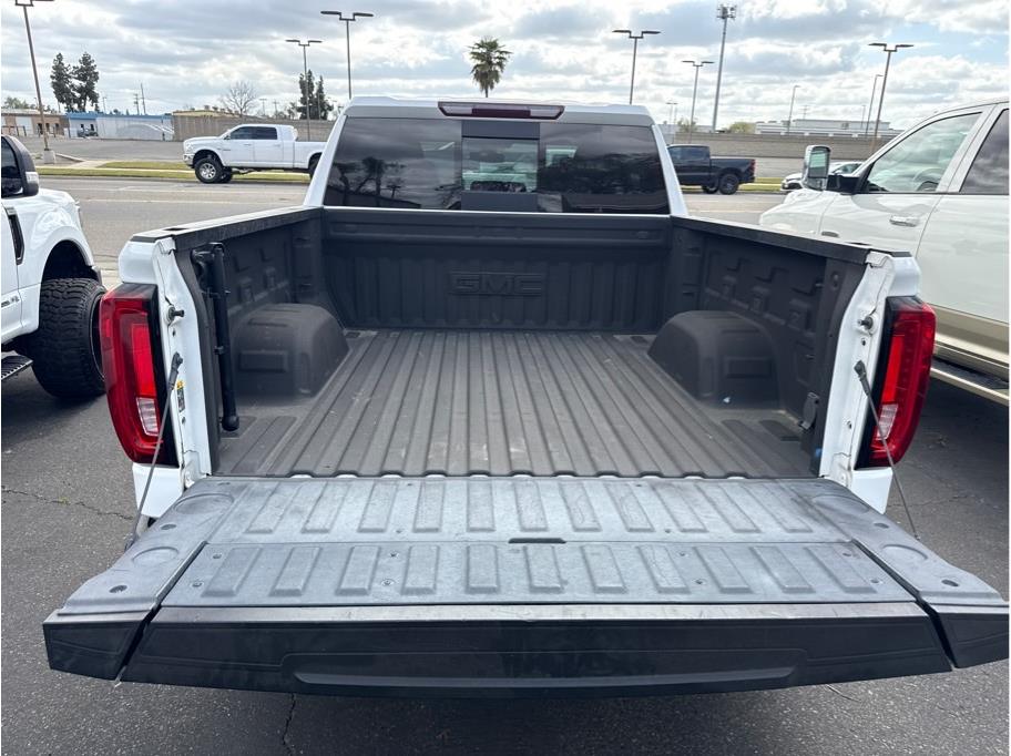 2019 GMC Sierra 1500 SLT - Photo 14