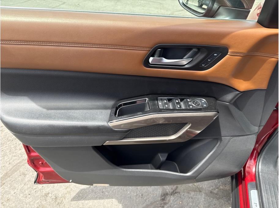 2022 Nissan Pathfinder Platinum - Photo 26