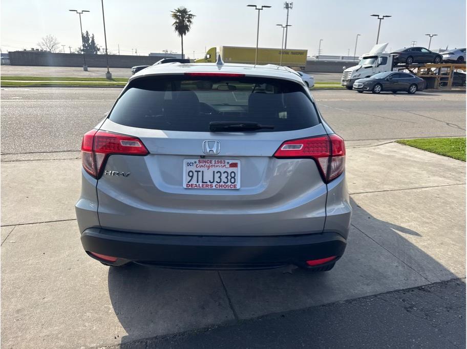 2018 Honda HR-V LX - Photo 10