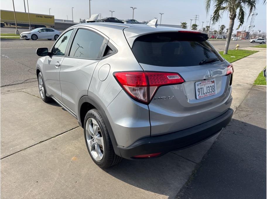 2018 Honda HR-V LX - Photo 11