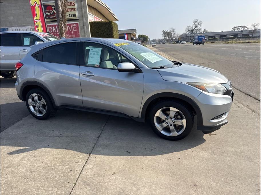 2018 Honda HR-V LX - Photo 8