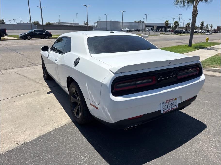 2019 Dodge Challenger SXT - Photo 7
