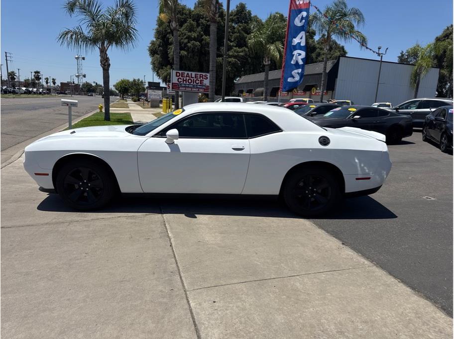 2019 Dodge Challenger SXT - Photo 8