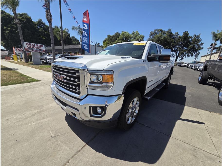 2019 GMC Sierra 4WD Crew Cab Standard Box SLT's photo