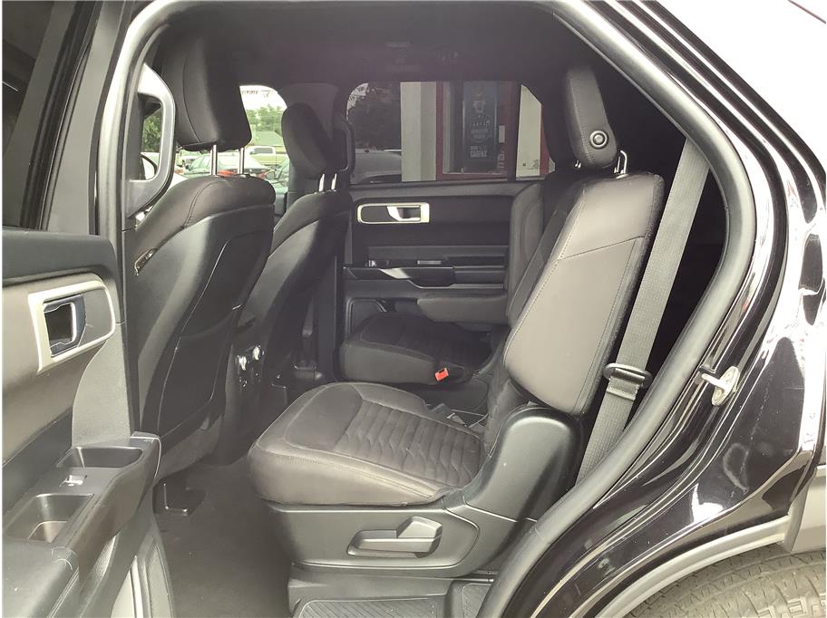 2020 Ford Explorer XLT - Photo 10