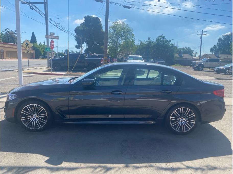 2018 BMW 5 Series 540i xDrive Sedan's photo