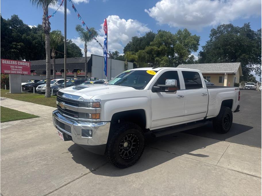 2018 Chevrolet Silverado HD LTZ 4WD Crew Cab Standard Box's photo