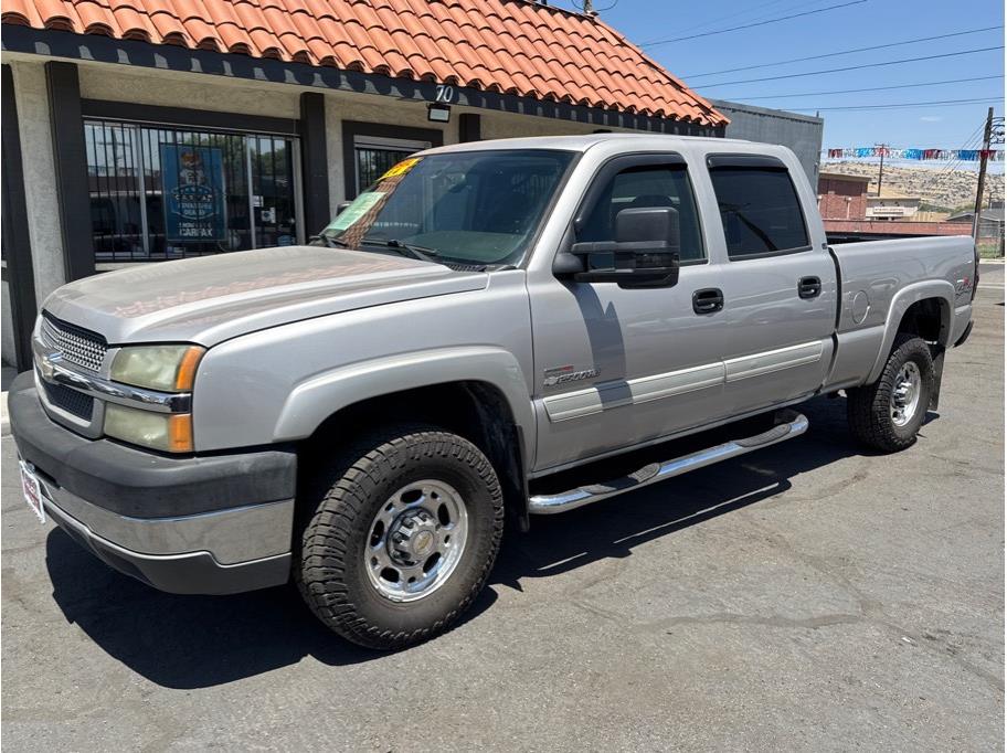 2004 Chevrolet Silverado HD's photo