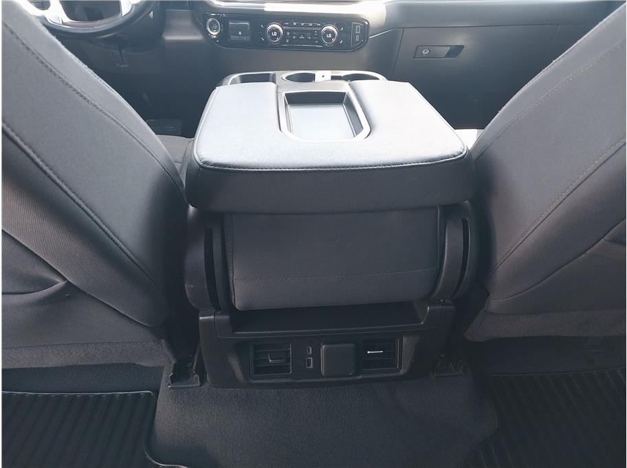 2025 Chevrolet Silverado 1500 LT - Photo 10