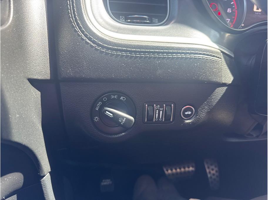 2020 Dodge Charger Scat Pack - Photo 19