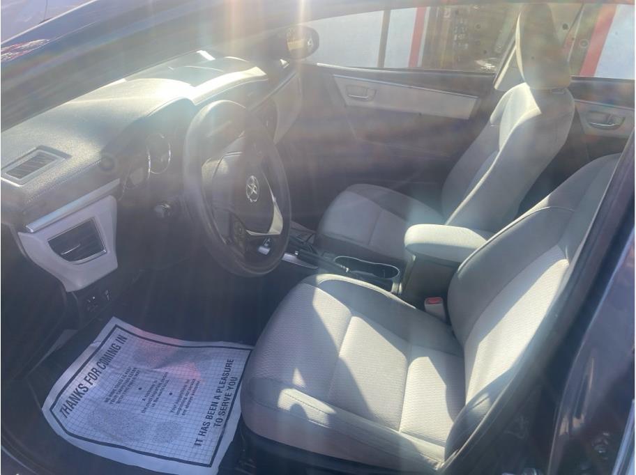 2015 Toyota Corolla LE - Photo 12