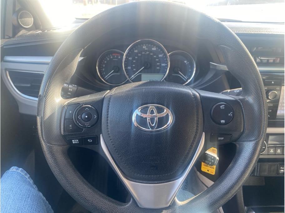 2015 Toyota Corolla LE - Photo 13