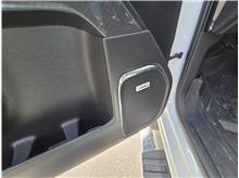 Vehicle Thumb #13