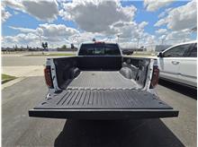 Vehicle Thumb #9