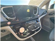Vehicle Thumb #16
