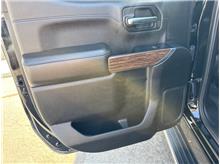 Vehicle Thumb #18