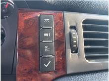 Vehicle Thumb #16