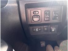 Vehicle Thumb #21