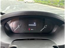 Vehicle Thumb #12