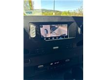 Vehicle Thumb #16