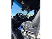 Vehicle Thumb #11