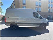 Vehicle Thumb #6