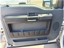 Vehicle Thumb #14