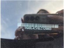 Vehicle Thumb #17