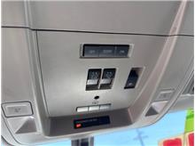 Vehicle Thumb #24