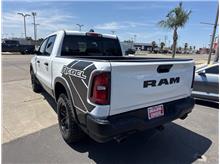 Vehicle Thumb #7