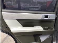 Vehicle Thumb #23