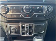 Vehicle Thumb #14