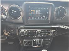 Vehicle Thumb #15