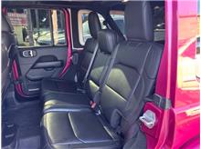 Vehicle Thumb #15