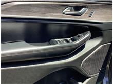 Vehicle Thumb #12