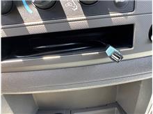 Vehicle Thumb #14