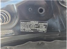 Vehicle Thumb #17
